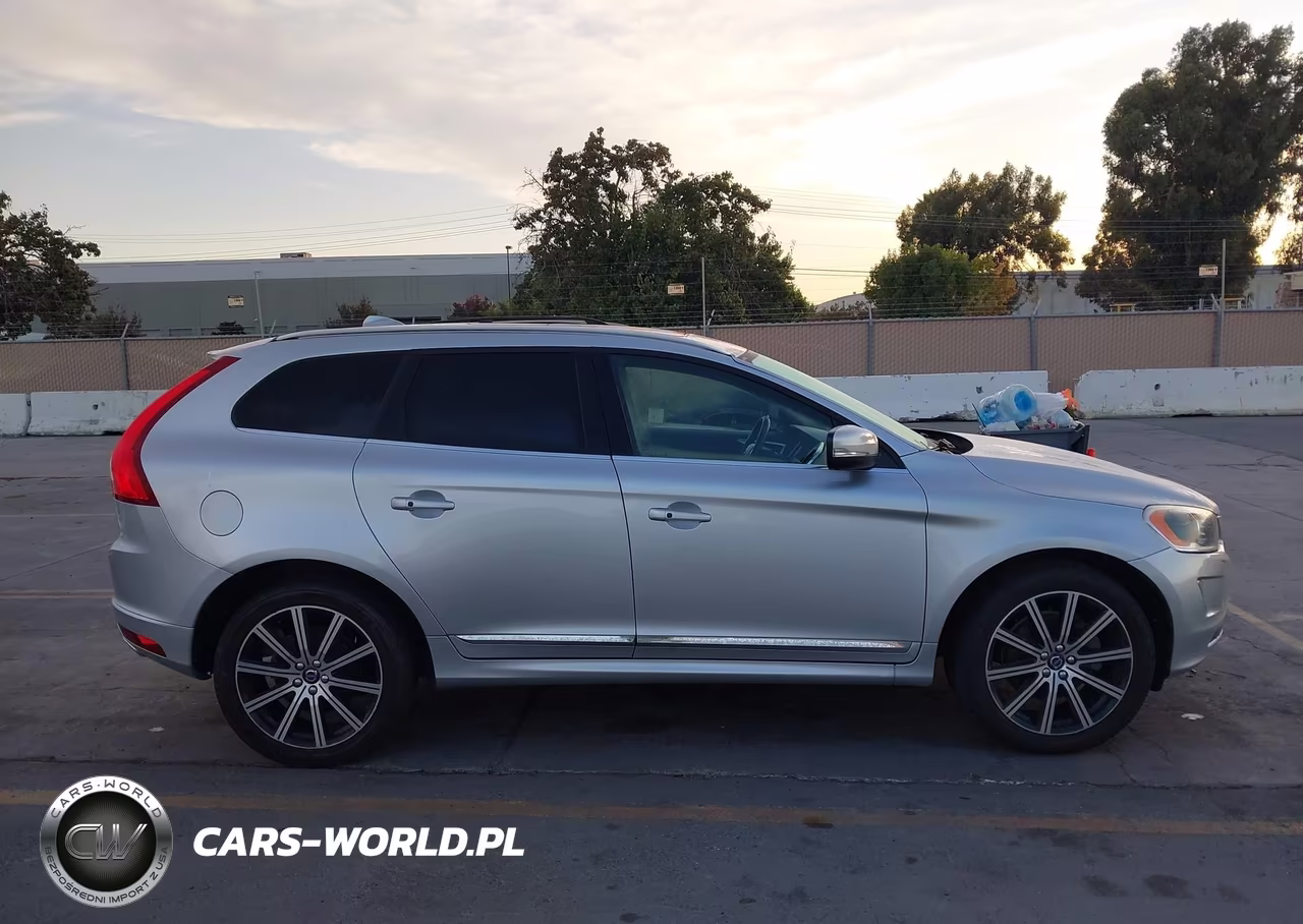 2016 Volvo Xc60 T6 Drive-E Platinum VIN:YV449MRM0G2913860 - 14