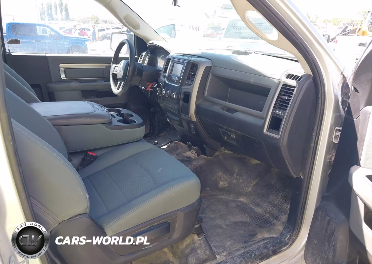 2017 Ram 1500 Tradesman 4X4 8' Box VIN:3C6JR7DG4HG704730 - 5