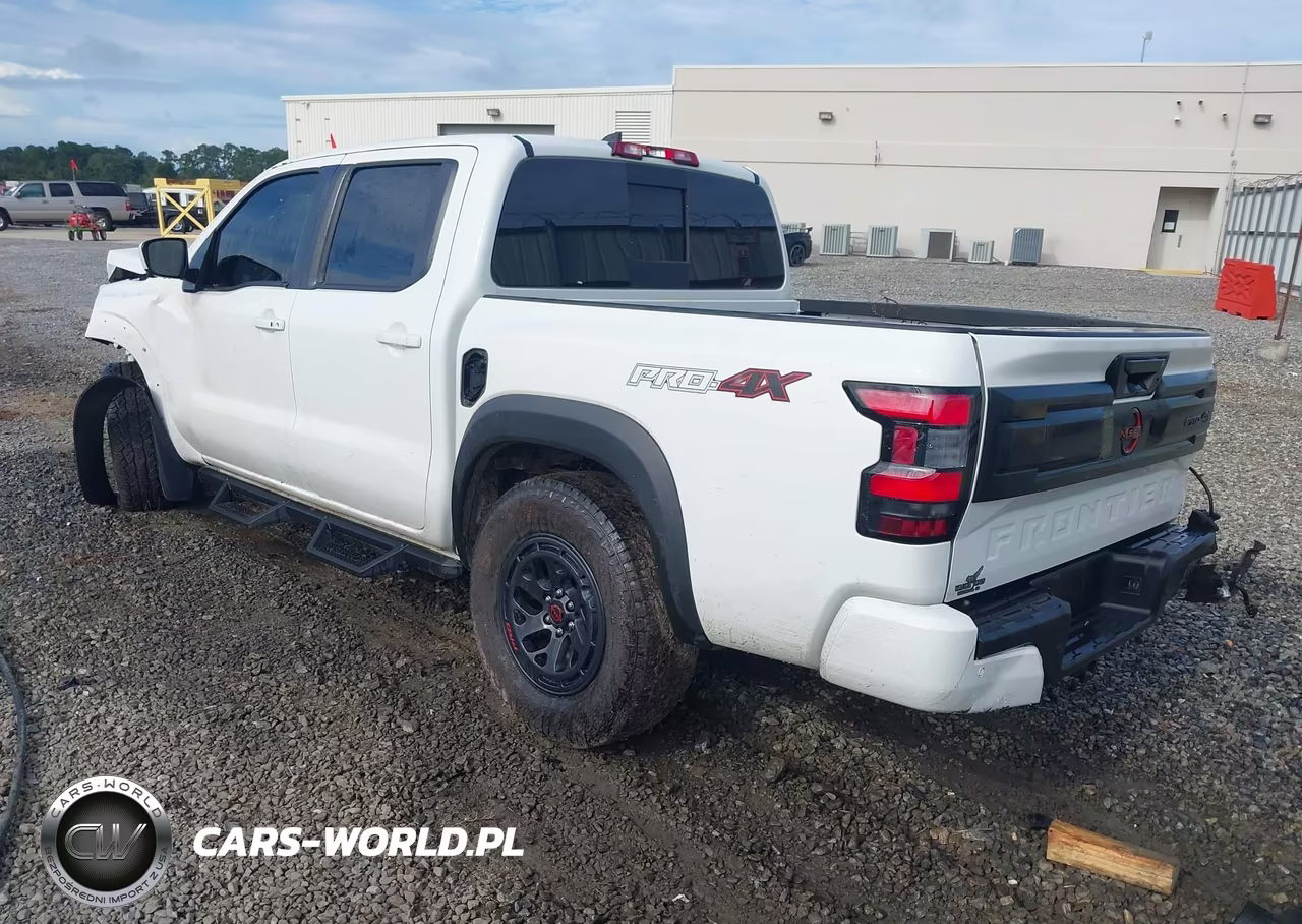 2025 Nissan Frontier Pro-4X 4X4 VIN:1N6ED1EK1SN654440 - 3