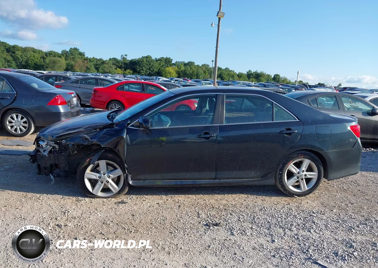 2013 Toyota Camry Se VIN:4T1BF1FK7DU228755 - 14