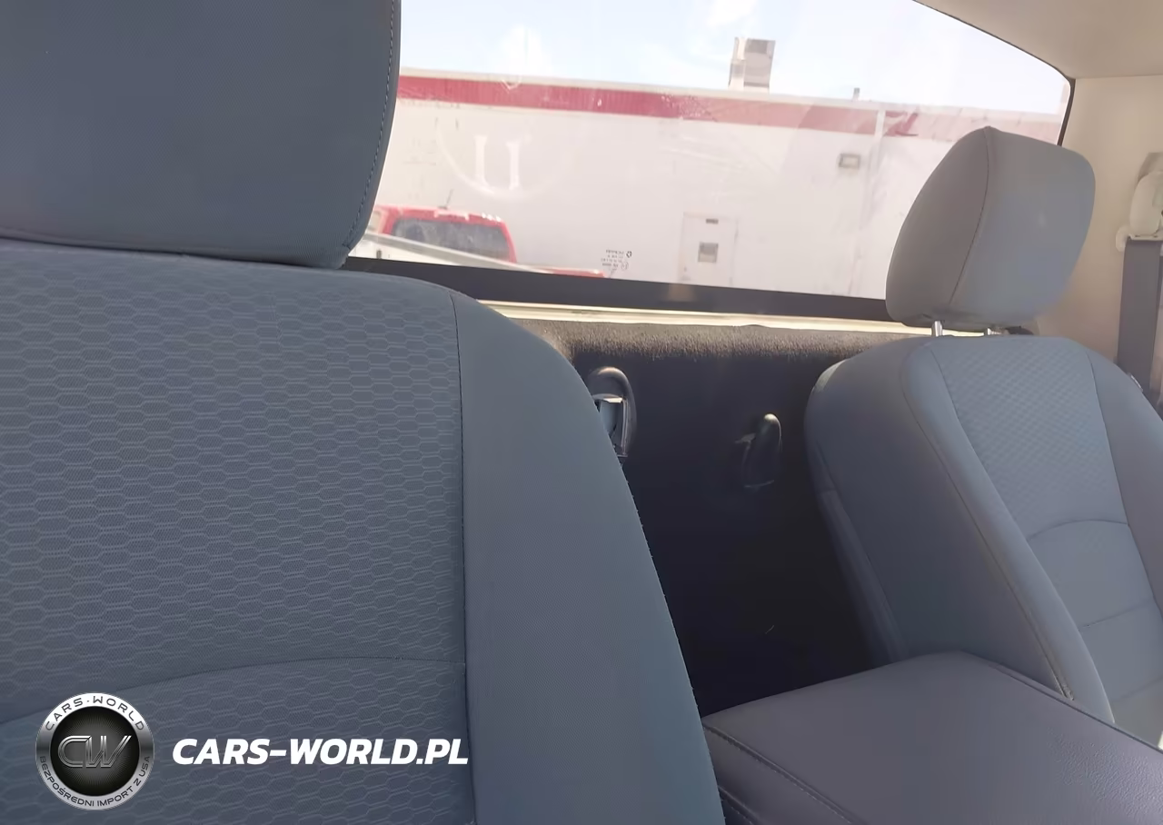 2017 Ram 1500 Tradesman 4X4 8' Box VIN:3C6JR7DG8HG704729 - 8