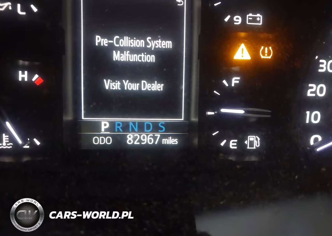 2021 Toyota Tundra Sr VIN:5TFCY5F1XMX027755 - 15