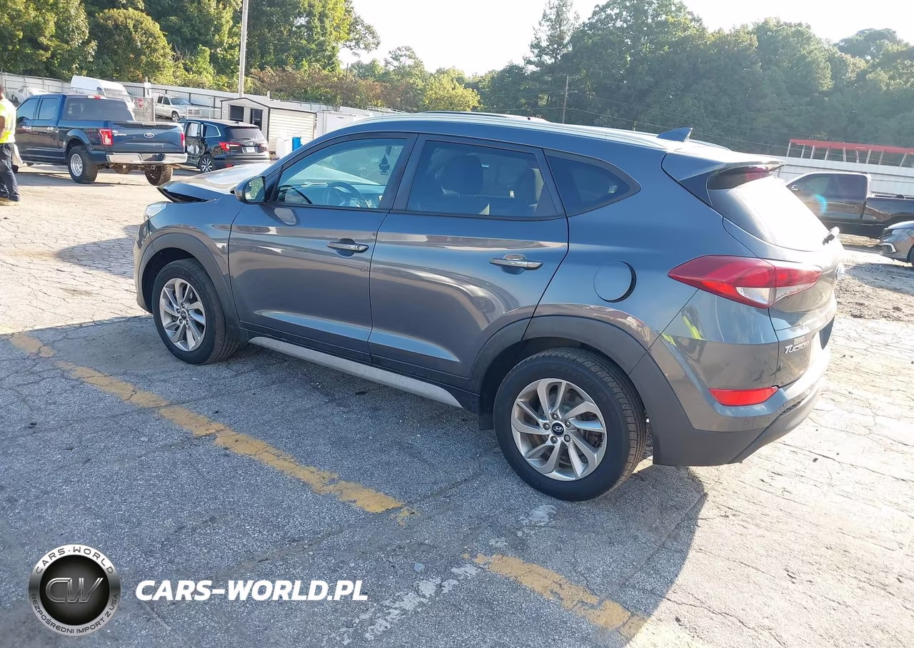 2018 Hyundai Tucson Sel VIN:KM8J3CA43JU616375 - 3