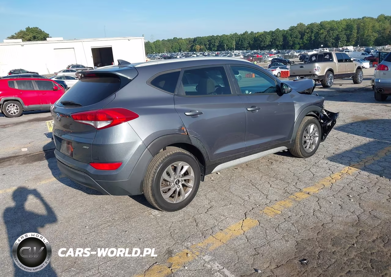 2018 Hyundai Tucson Sel VIN:KM8J3CA43JU616375 - 4