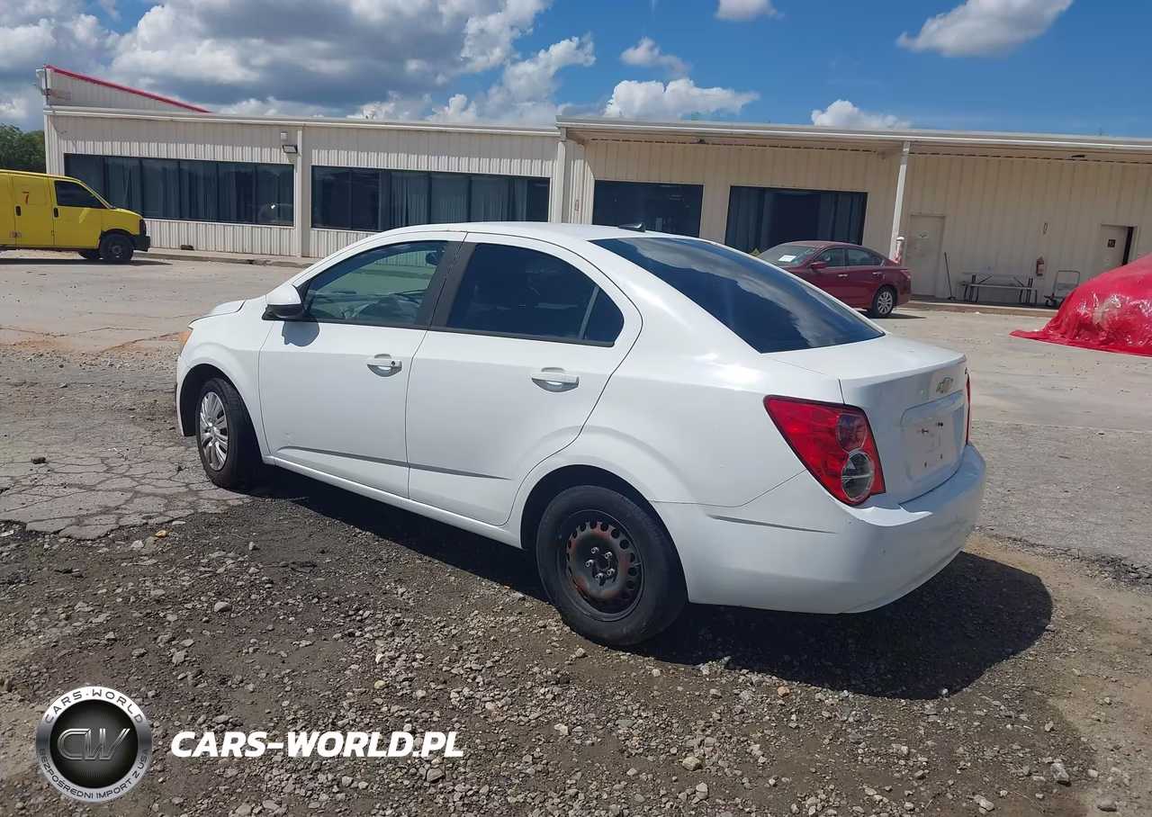 2014 Chevrolet Sonic Ls Auto VIN:1G1JA5SH0E4224475 - 3