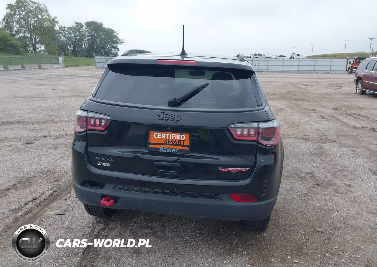 2018 Jeep Compass Trailhawk 4X4 VIN:3C4NJDDB0JT207479 - 16