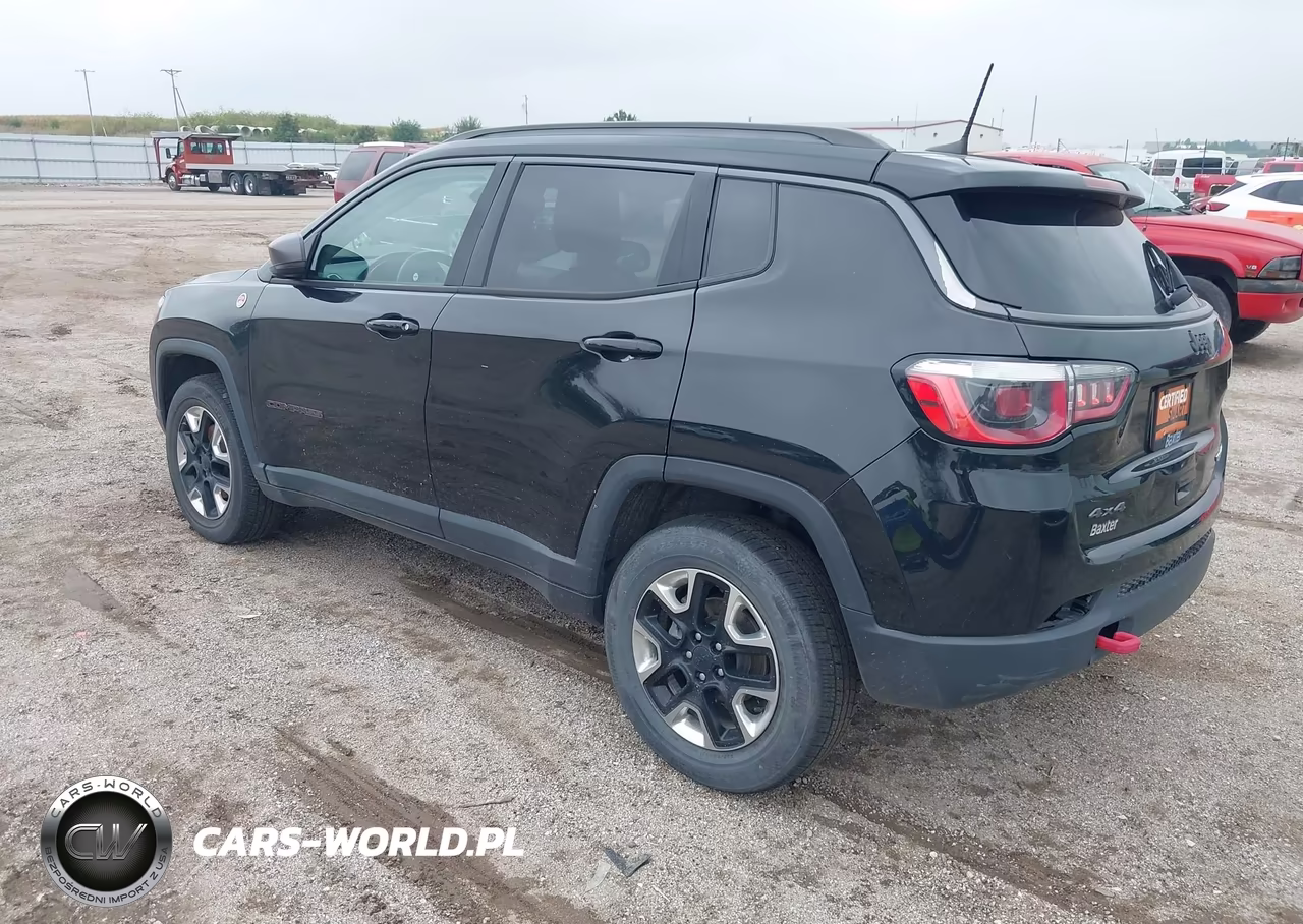2018 Jeep Compass Trailhawk 4X4 VIN:3C4NJDDB0JT207479 - 3