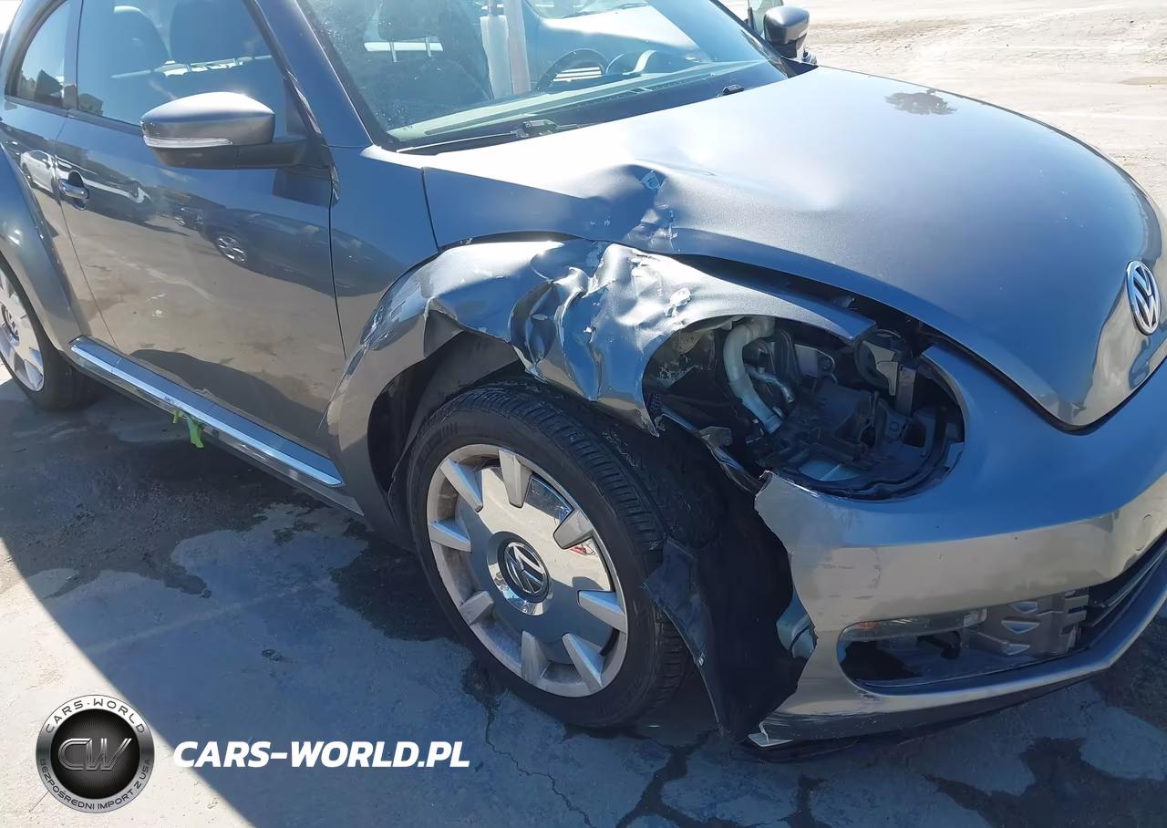 2012 Volkswagen Beetle 2.5L VIN:3VWJP7AT4CM634296 - 6