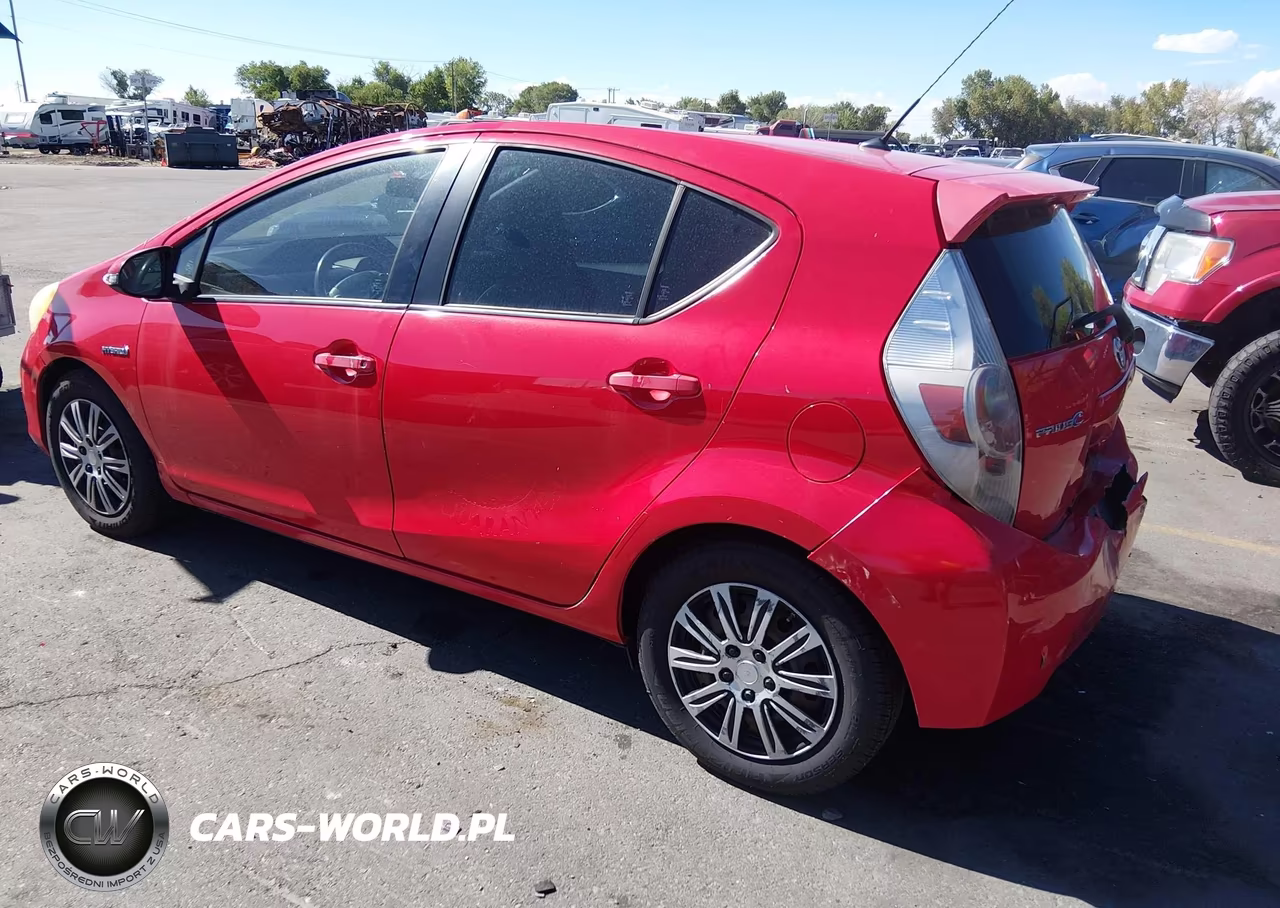 2012 Toyota Prius C One VIN:JTDKDTB30C1013898 - 3
