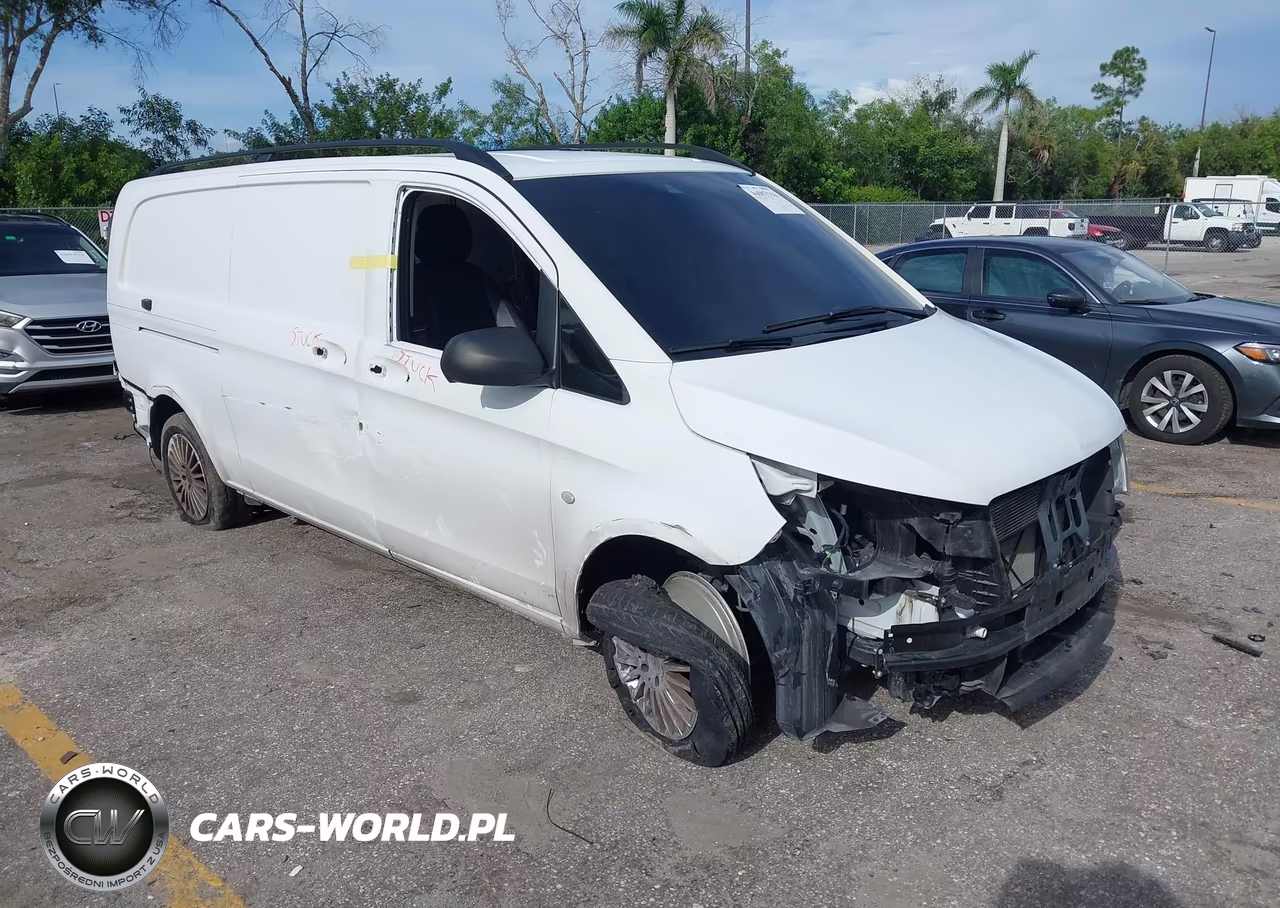 2023 Mercedes-Benz Metris – zdjęcie 1 z 17