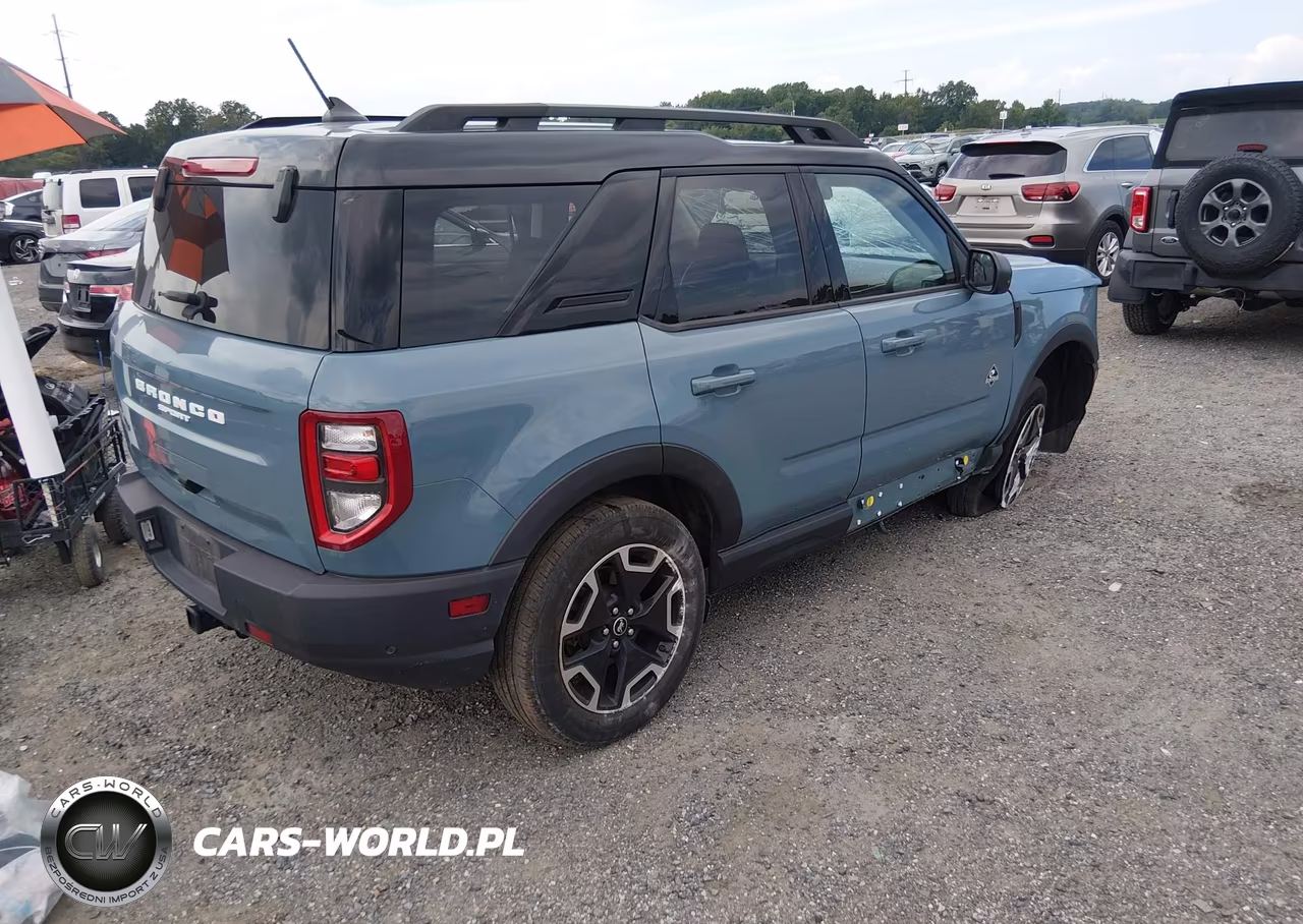 2023 Ford Bronco Sport Outer Banks VIN:3FMCR9C66PRD24518 - 4