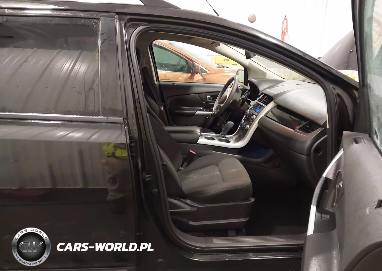 2013 Ford Edge Se VIN:2FMDK3GC4DBB21563 - 5