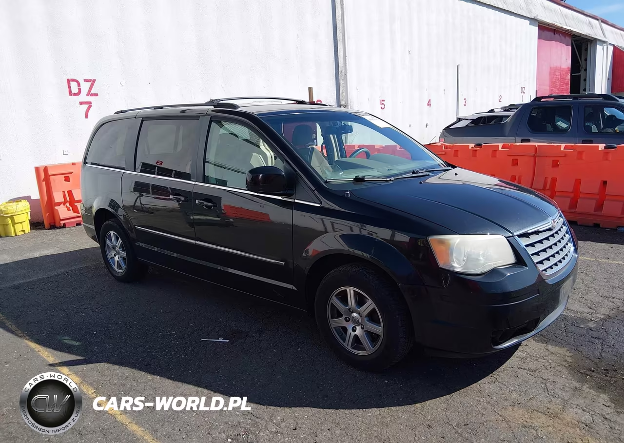 2009 Chrysler Town & Country Touring