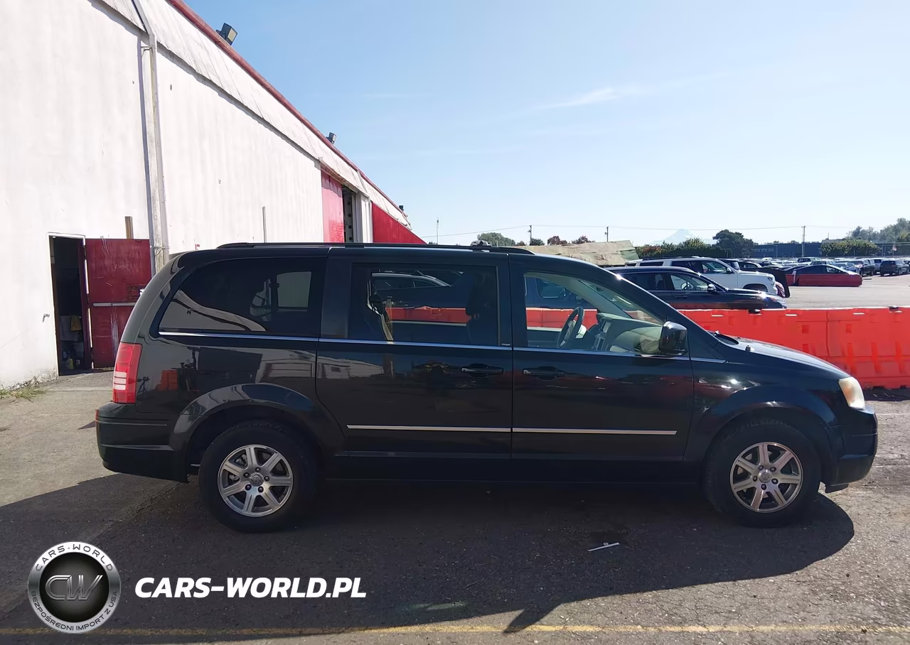 2009 Chrysler Town & Country Touring VIN:2A8HR54169R613910 - 13