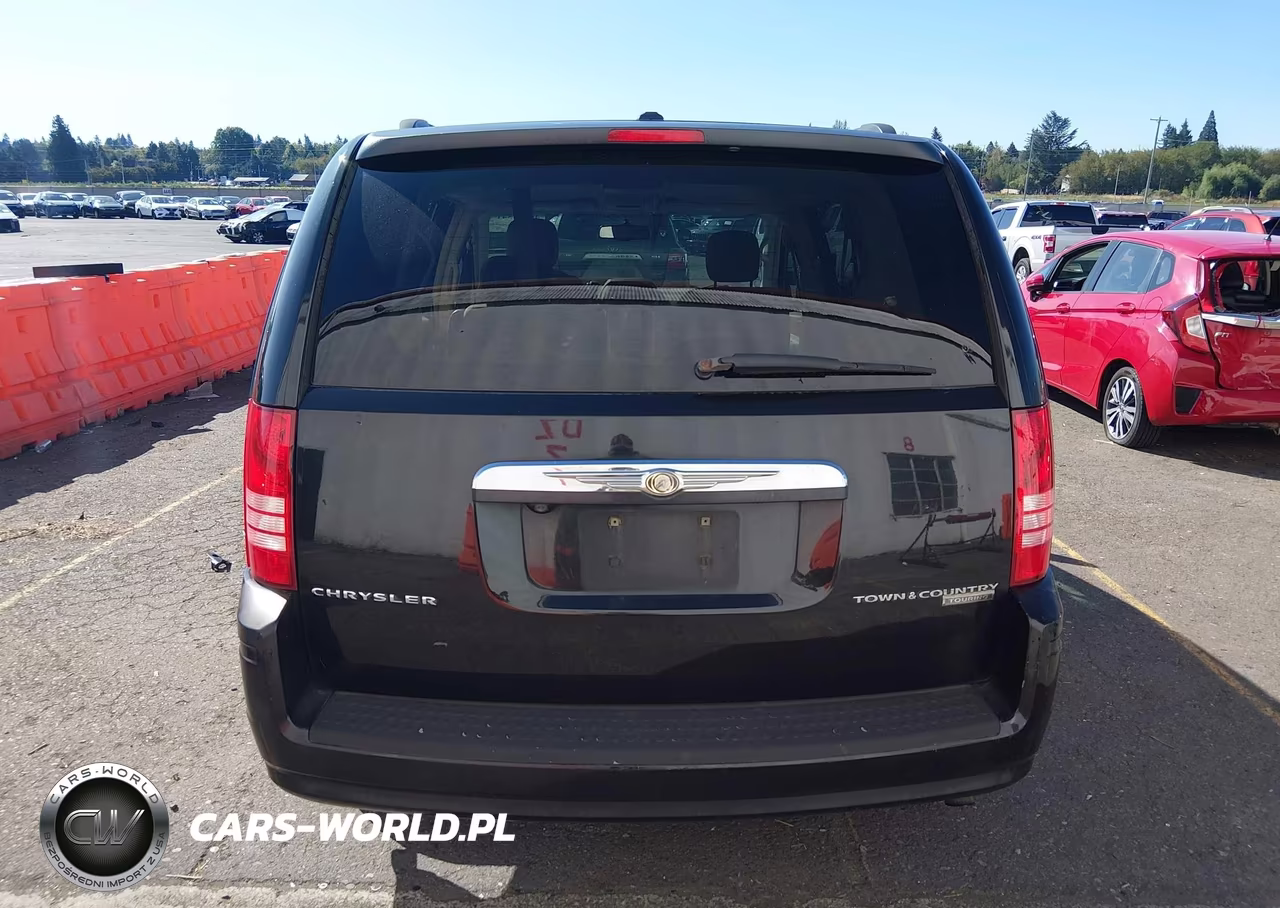 2009 Chrysler Town & Country Touring VIN:2A8HR54169R613910 - 16
