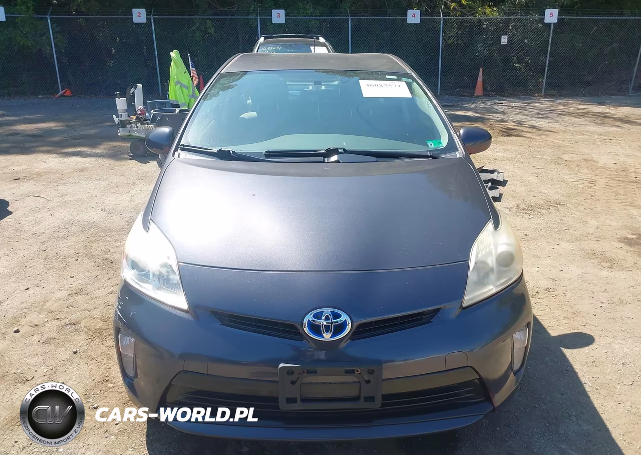 2014 Toyota Prius Two VIN:JTDKN3DU5E0370098 - 12