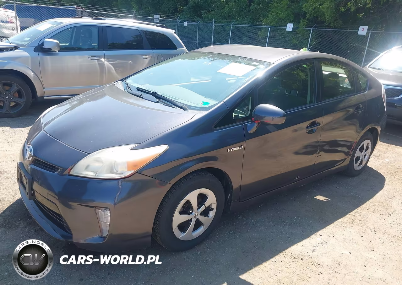 2014 Toyota Prius Two VIN:JTDKN3DU5E0370098 - 2