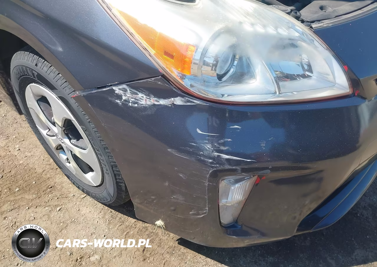 2014 Toyota Prius Two VIN:JTDKN3DU5E0370098 - 6