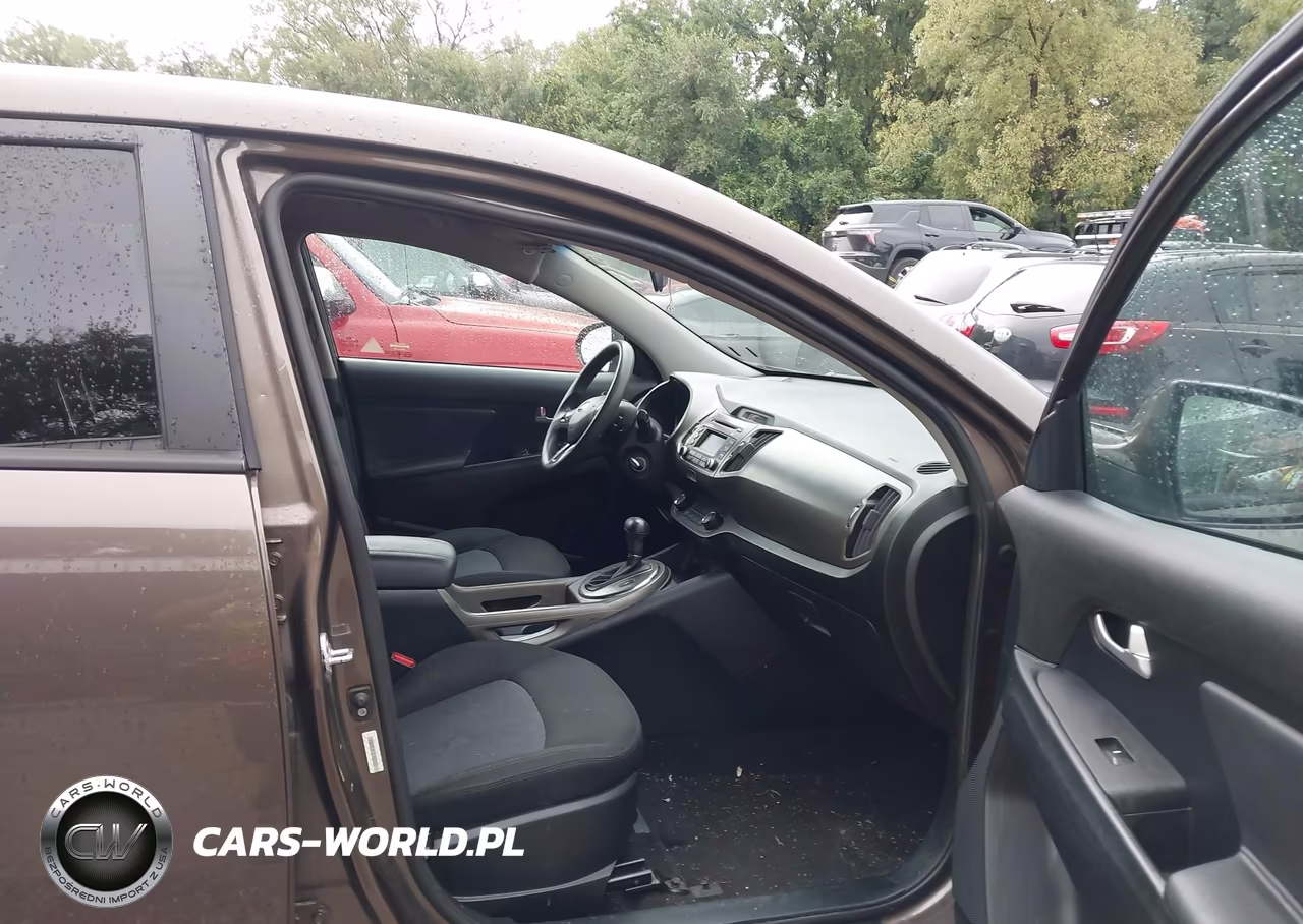 2014 Kia Sportage Lx VIN:KNDPBCAC3E7563531 - 5