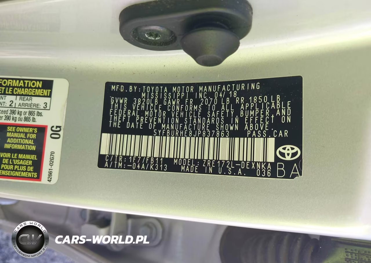 2018 Toyota Corolla Le VIN:5YFBURHE8JP837863 - 9