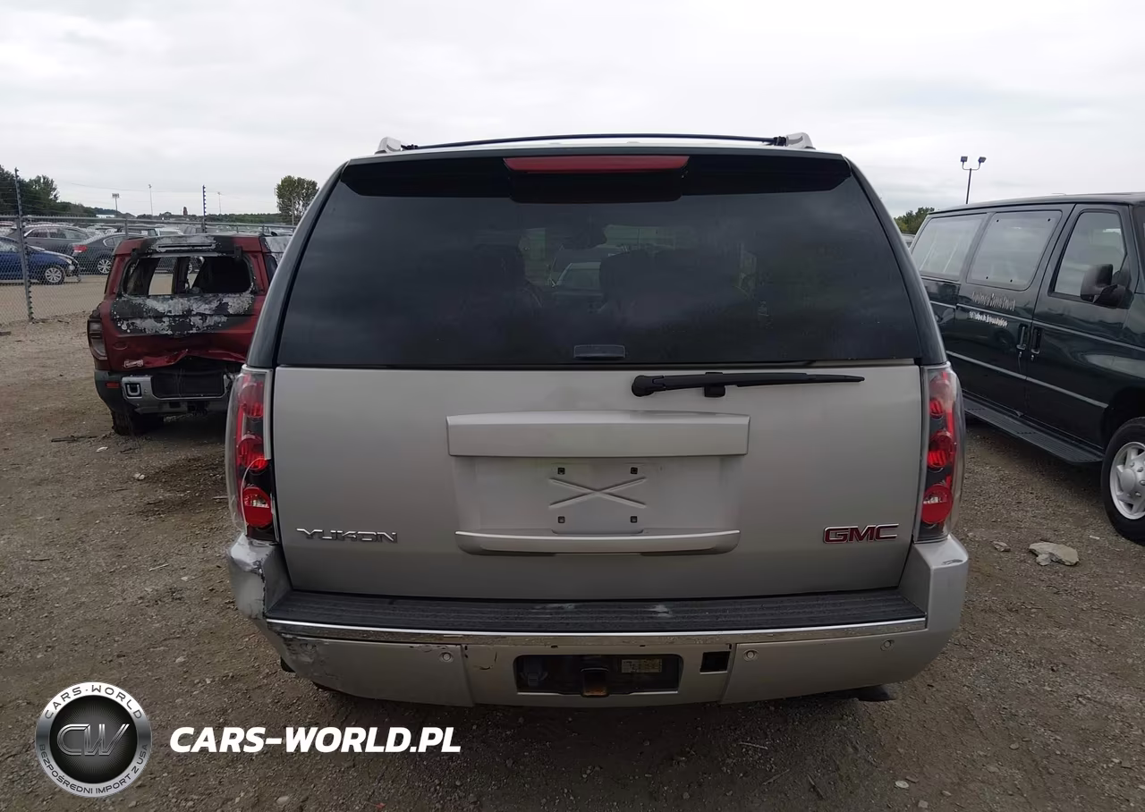2007 GMC Yukon Denali VIN:1GKFK63847J275095 - 16