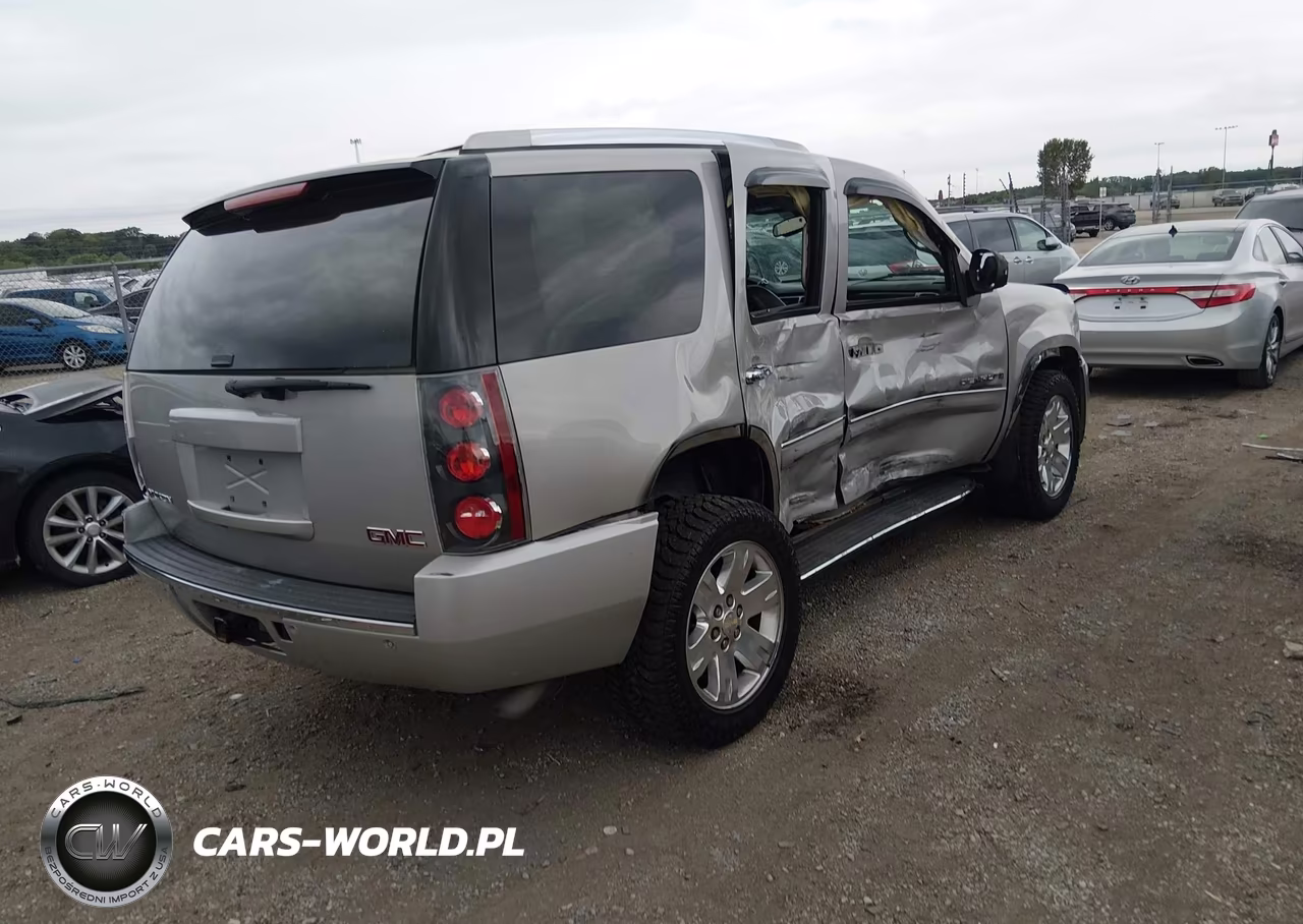 2007 GMC Yukon Denali VIN:1GKFK63847J275095 - 4