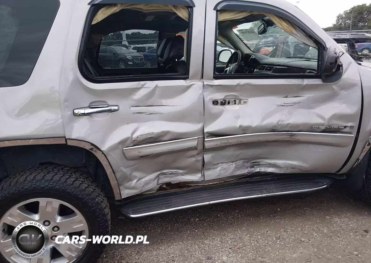 2007 GMC Yukon Denali VIN:1GKFK63847J275095 - 6