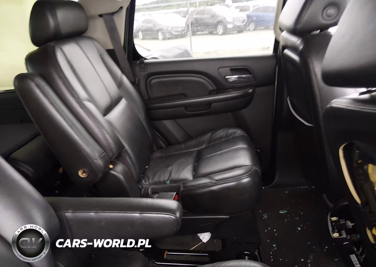 2007 GMC Yukon Denali VIN:1GKFK63847J275095 - 8