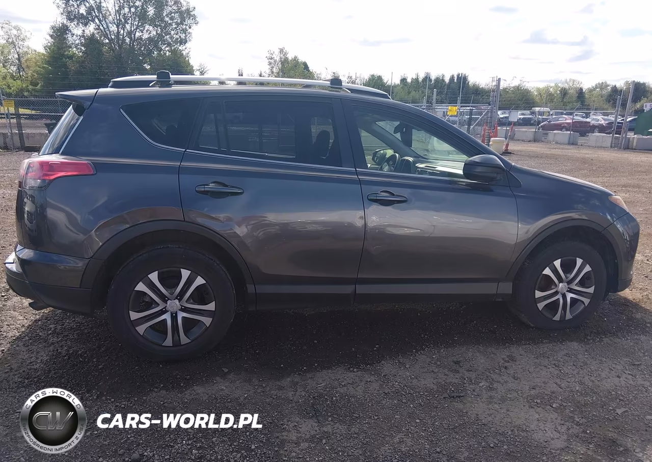 2017 Toyota Rav4 Le VIN:JTMBFREV1HJ704567 - 13
