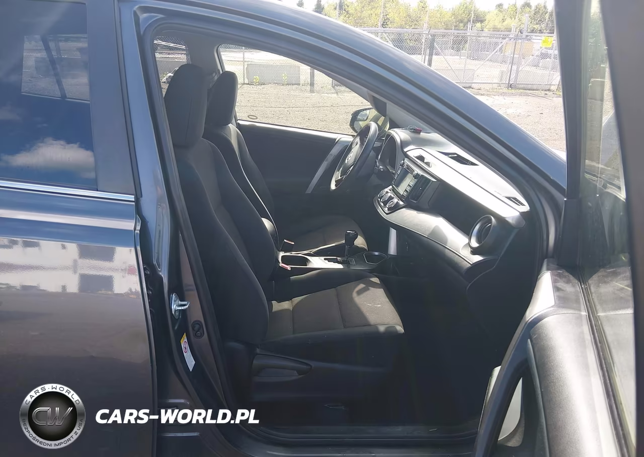 2017 Toyota Rav4 Le VIN:JTMBFREV1HJ704567 - 5