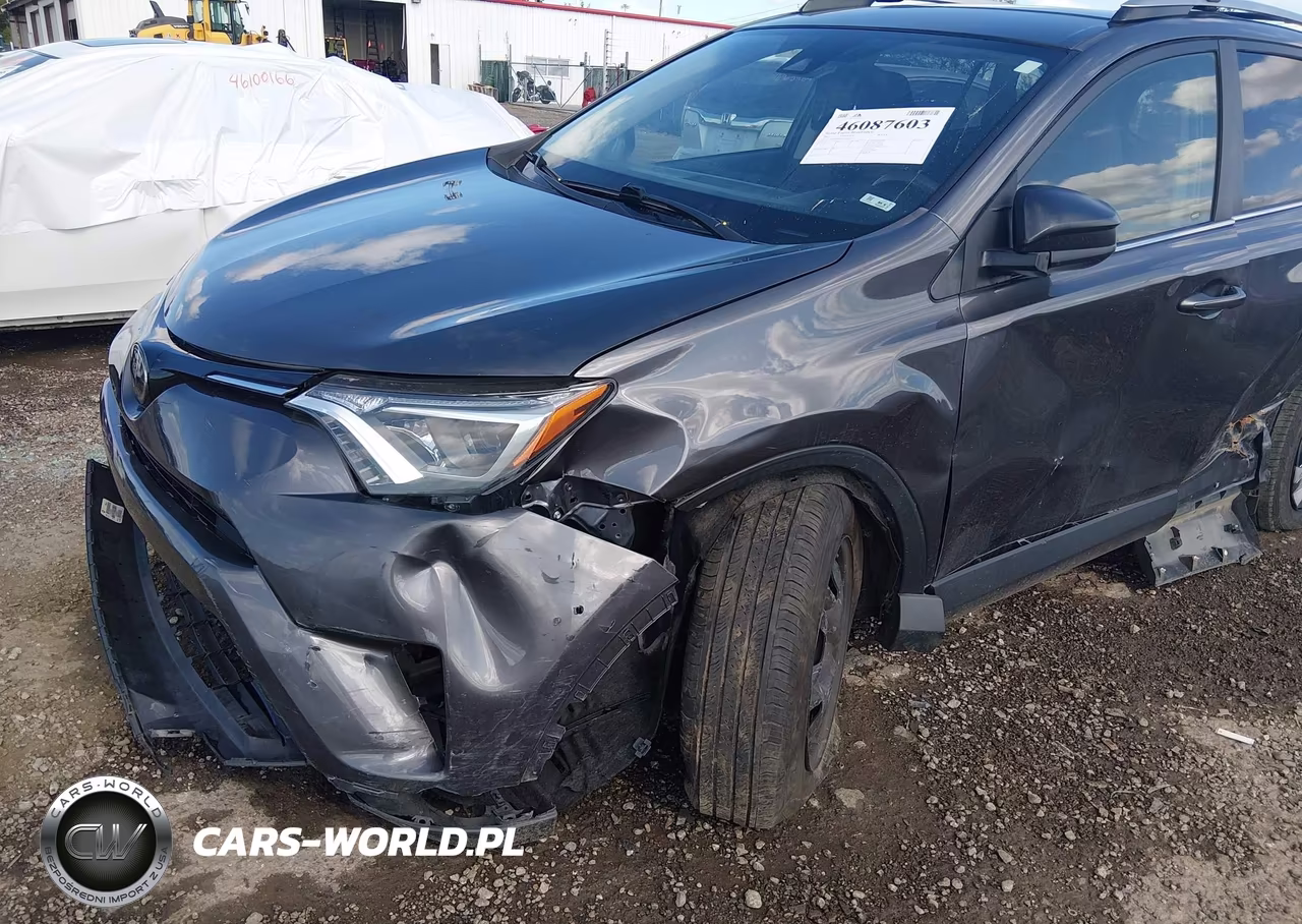 2017 Toyota Rav4 Le VIN:JTMBFREV1HJ704567 - 6