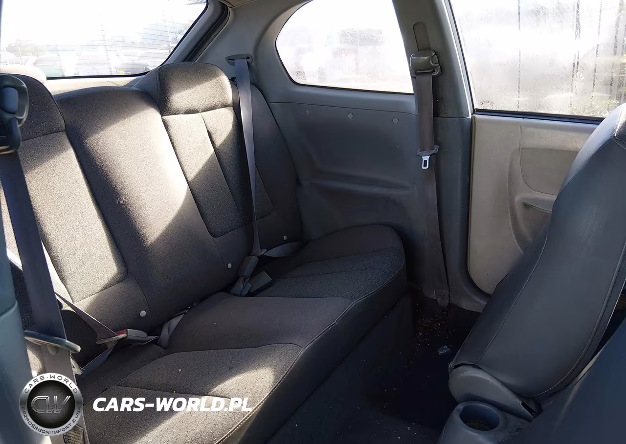 2002 Hyundai Accent L VIN:KMHCF35G52U177377 - 8