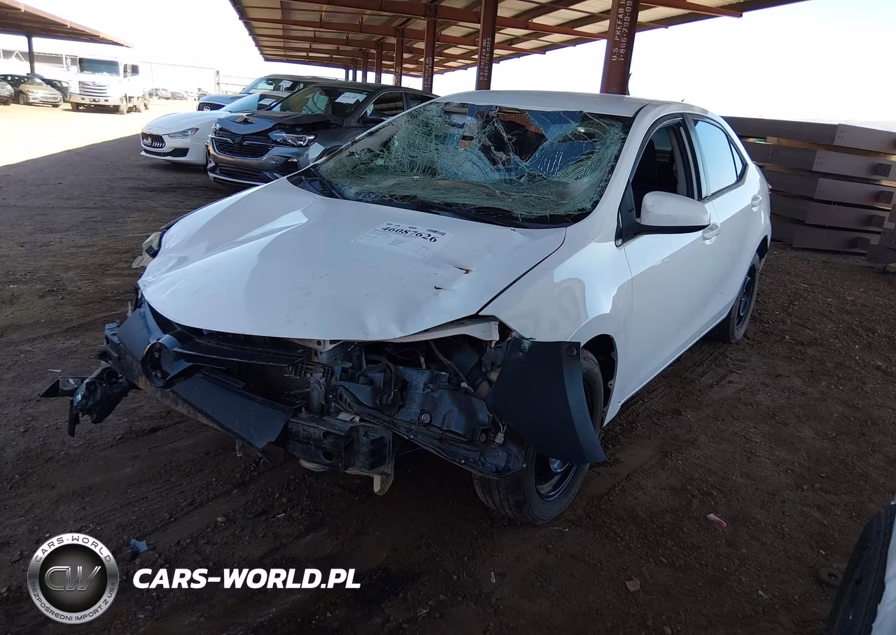2018 Toyota Corolla Le VIN:2T1BURHE5JC075043 - 2