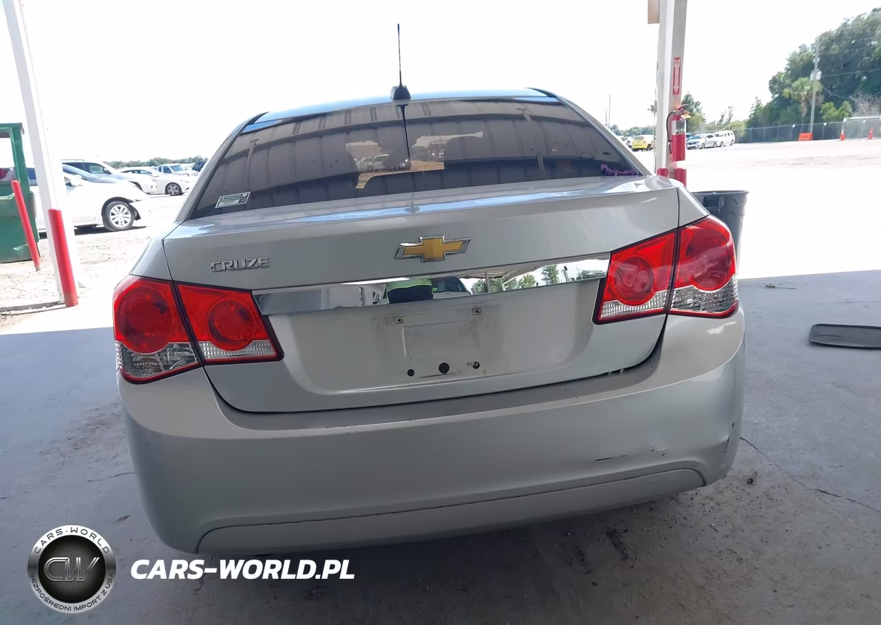 2015 Chevrolet Cruze Ls Auto VIN:1G1PA5SH8F7217378 - 16