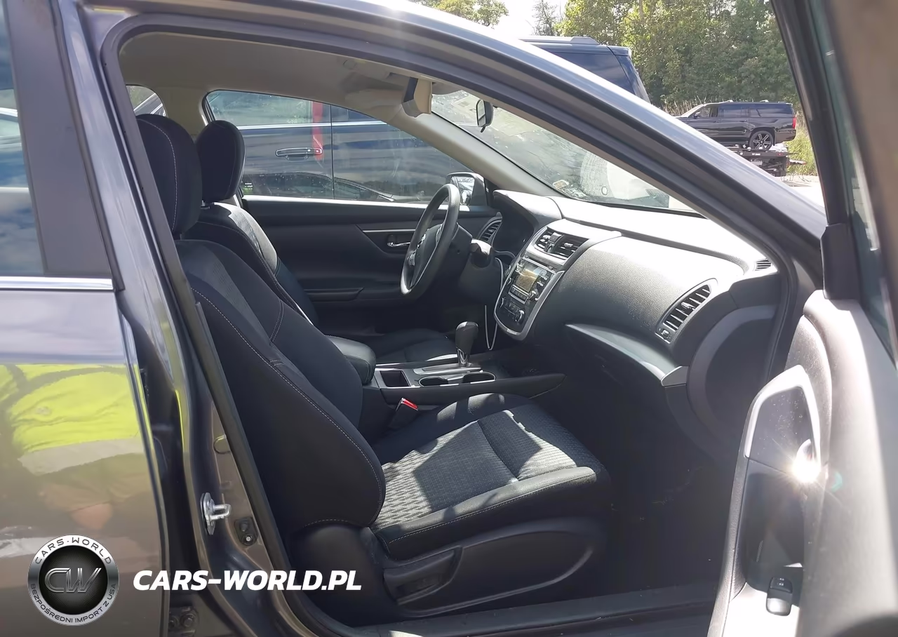2016 Nissan Altima 2.5 S VIN:1N4AL3AP9GN391404 - 5