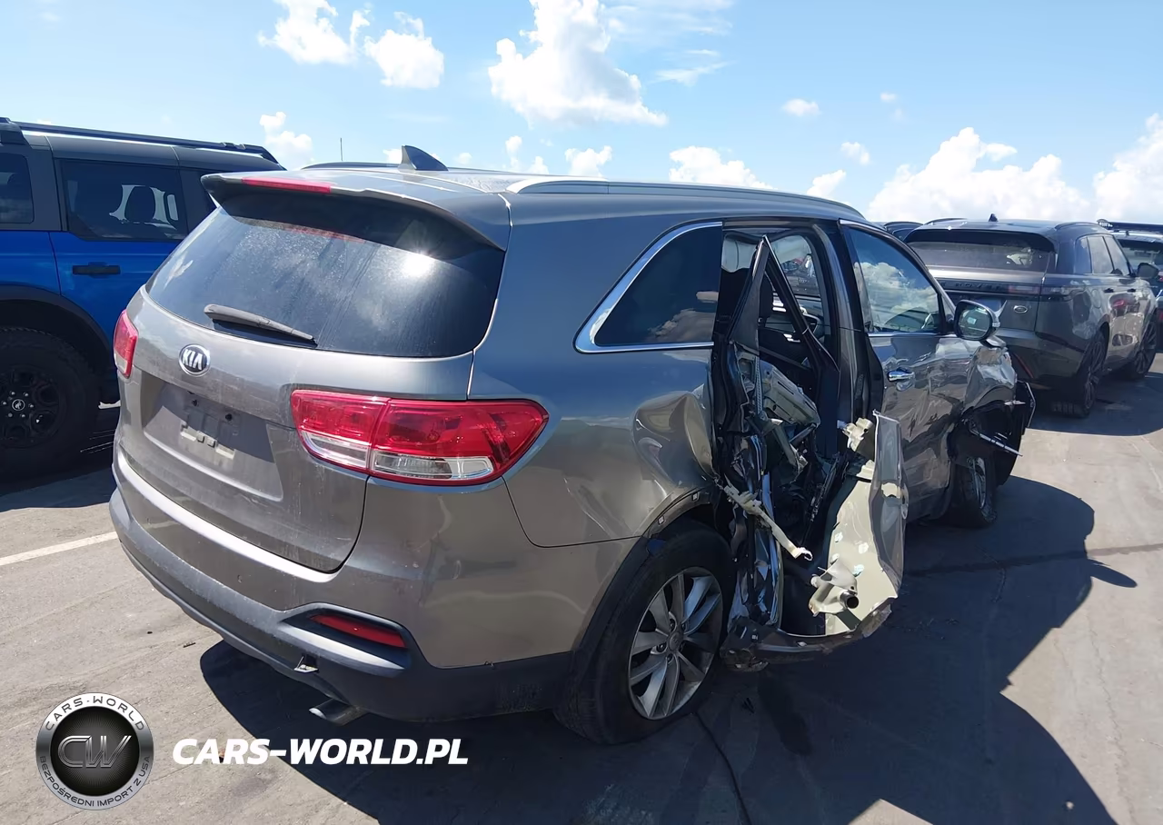 2017 Kia Sorento 2.4L Lx VIN:5XYPG4A32HG218859 - 4