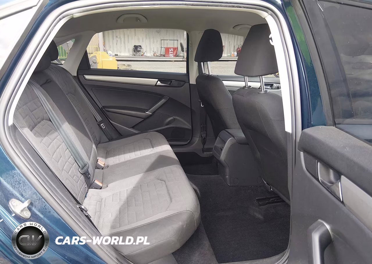 2021 Volkswagen Passat 2.0T S VIN:1VWAA7A37MC004437 - 8