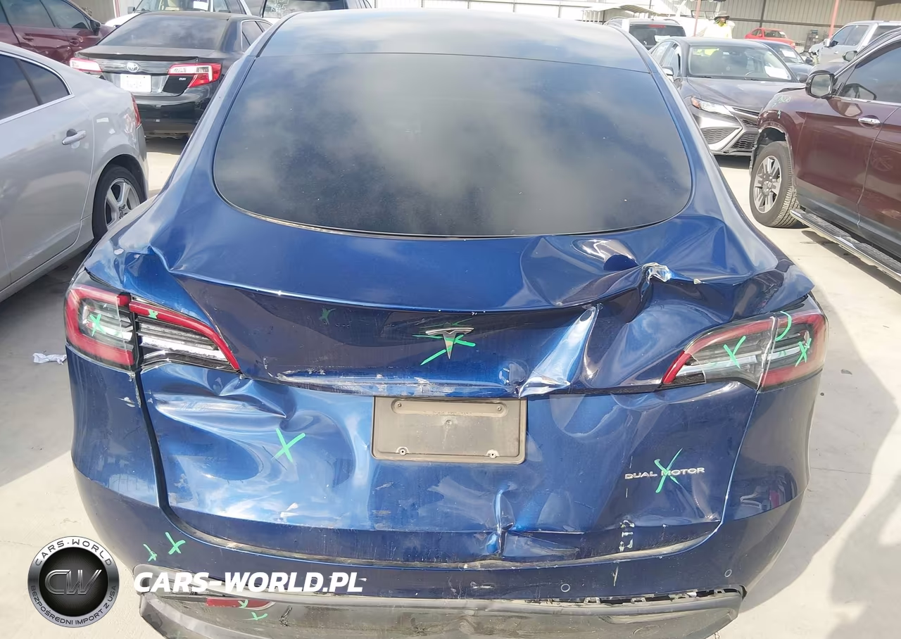 2020 Tesla Model Y Long Range Dual Motor All-Wheel Drive VIN:5YJYGDEE5LF010670 - 16