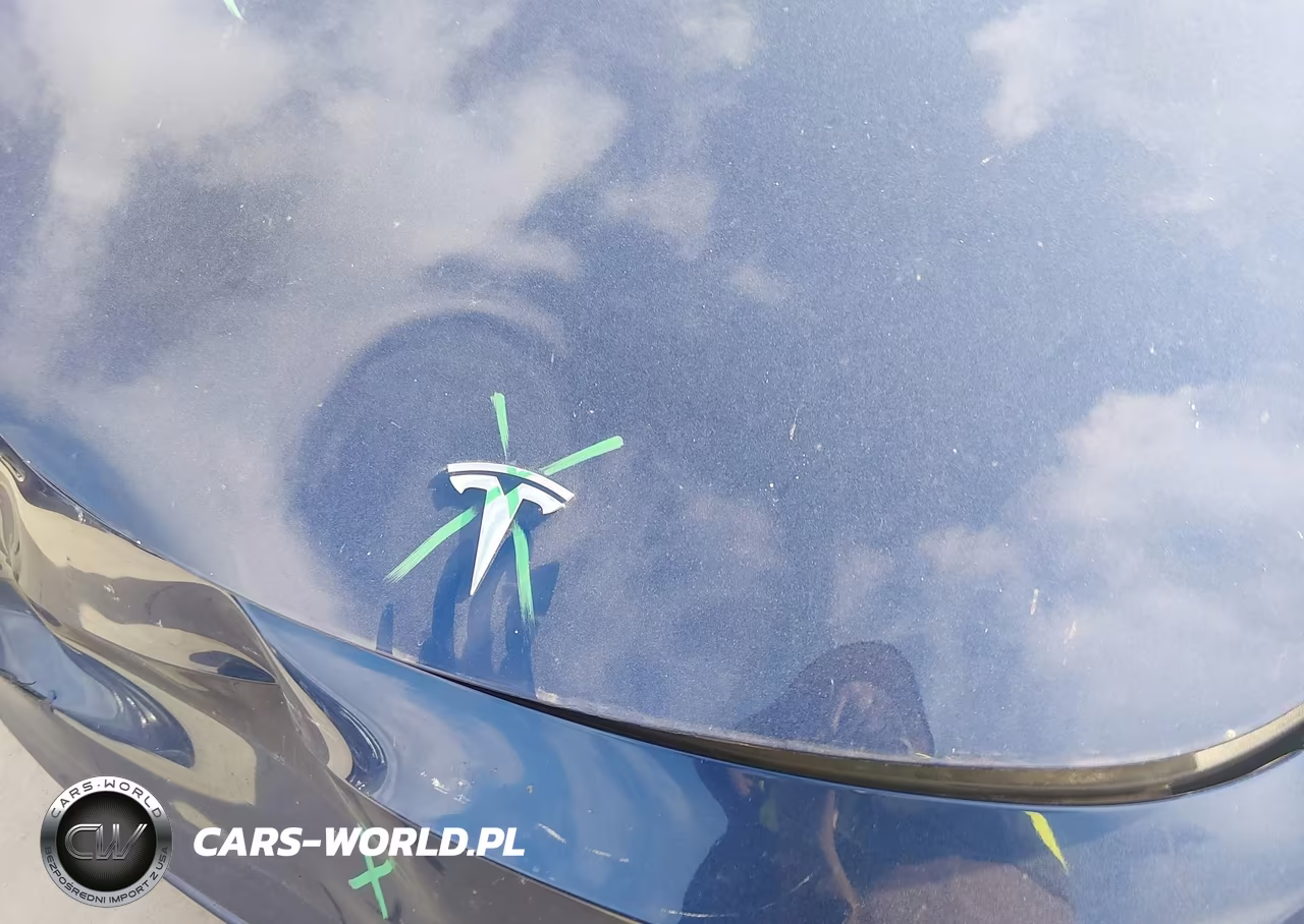 2020 Tesla Model Y Long Range Dual Motor All-Wheel Drive VIN:5YJYGDEE5LF010670 - 6