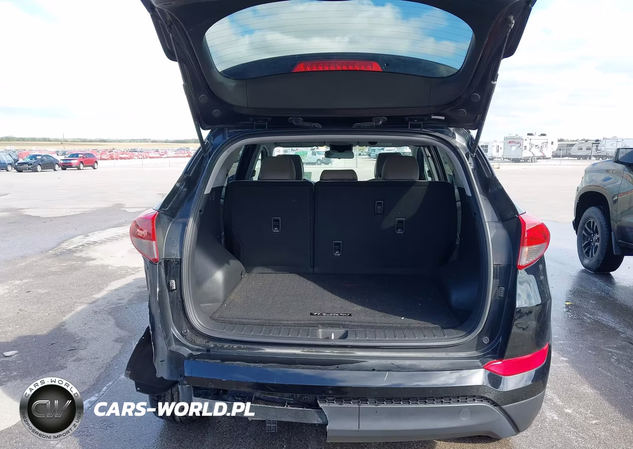2018 Hyundai Tucson Se VIN:KM8J23A4XJU691612 - 17