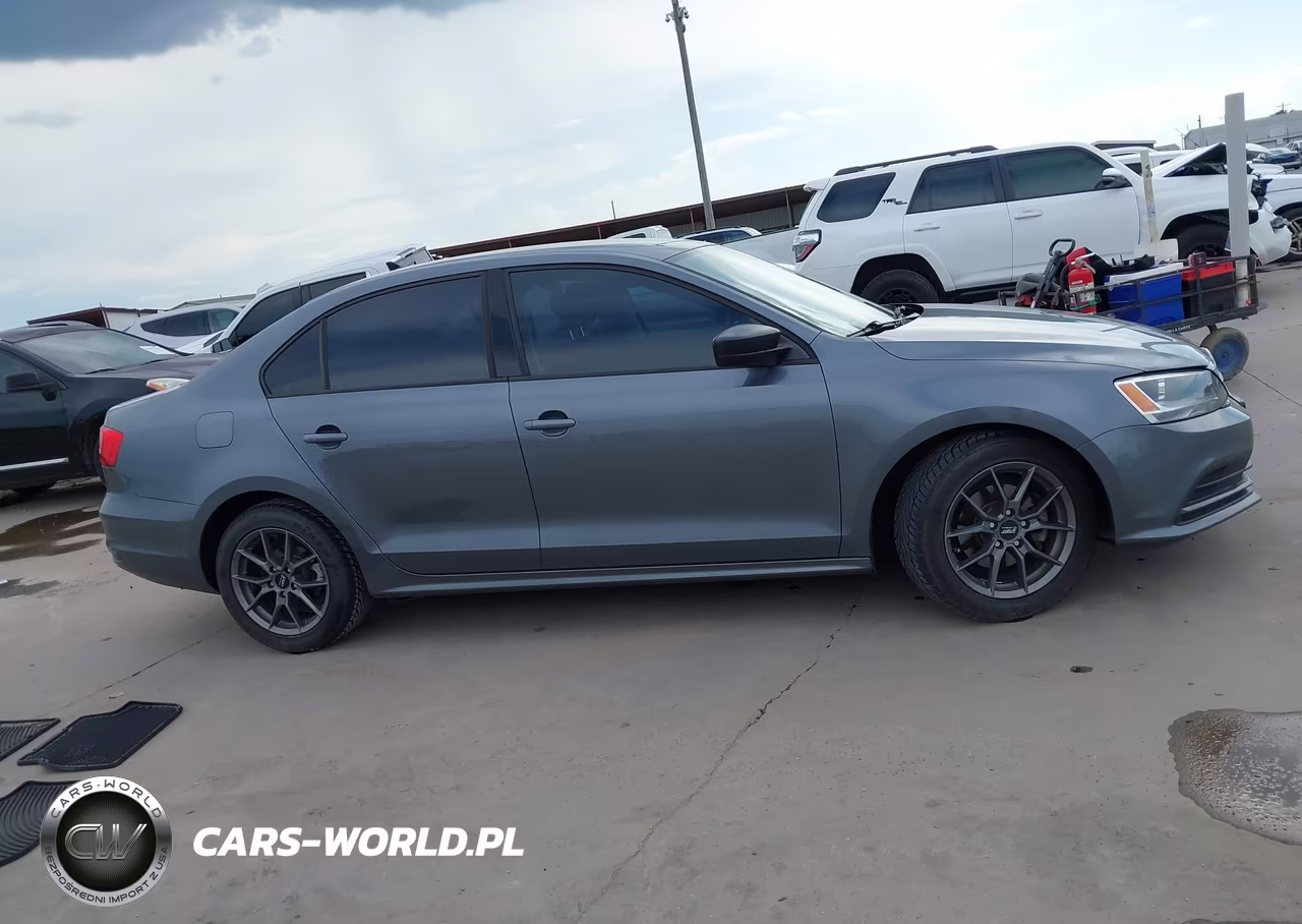 2015 Volkswagen Jetta 2.0L S VIN:3VW2K7AJ7FM273703 - 13