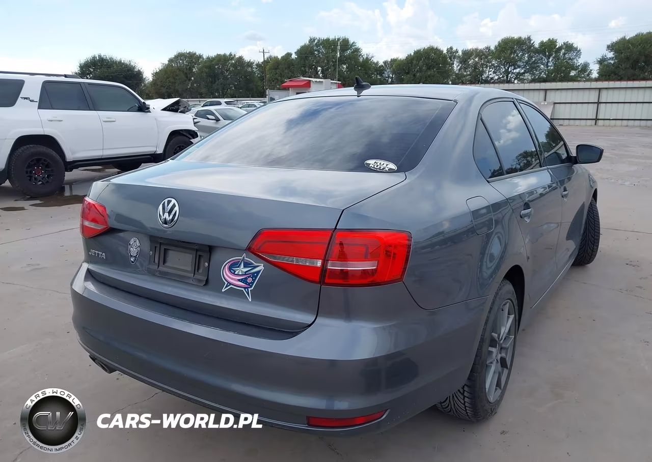 2015 Volkswagen Jetta 2.0L S VIN:3VW2K7AJ7FM273703 - 4
