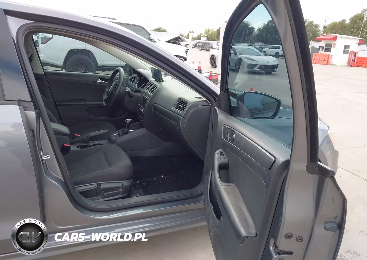 2015 Volkswagen Jetta 2.0L S VIN:3VW2K7AJ7FM273703 - 5