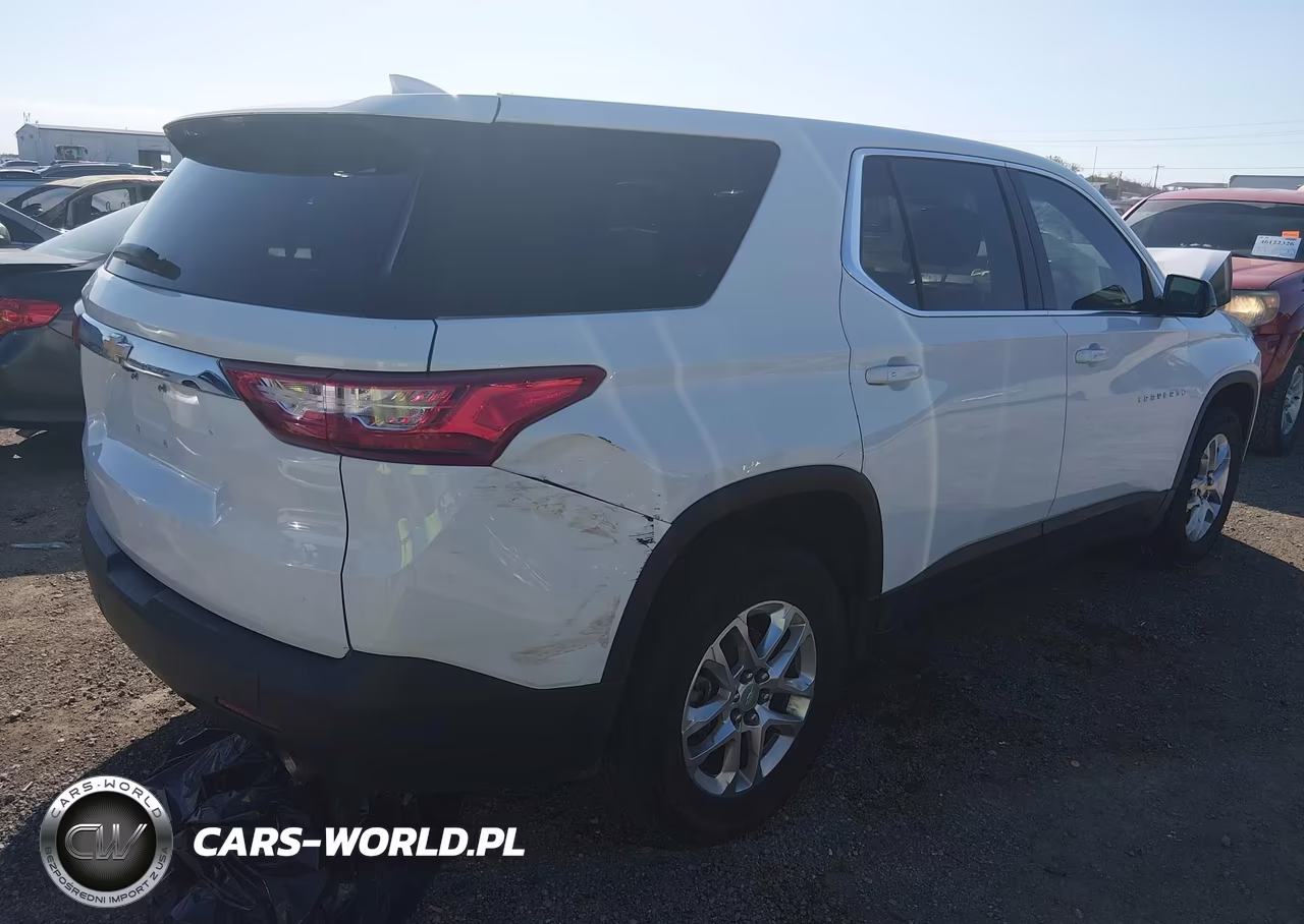 2020 Chevrolet Traverse Fwd Ls VIN:1GNERFKW5LJ188083 - 4