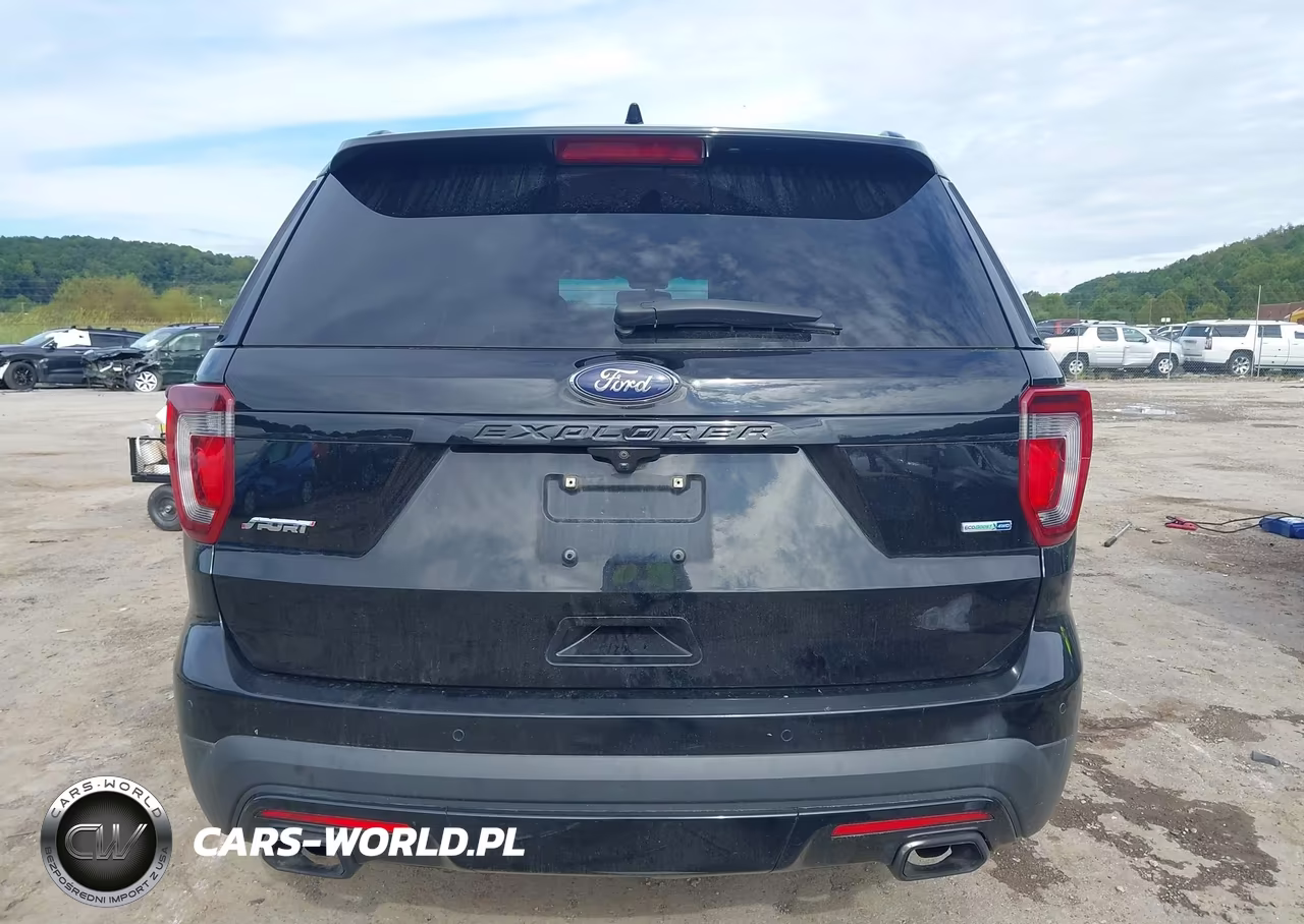2016 Ford Explorer Sport VIN:1FM5K8GT7GGC23695 - 17