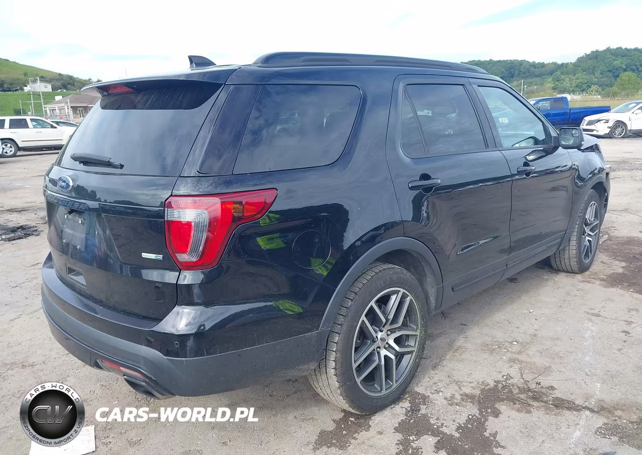 2016 Ford Explorer Sport VIN:1FM5K8GT7GGC23695 - 4