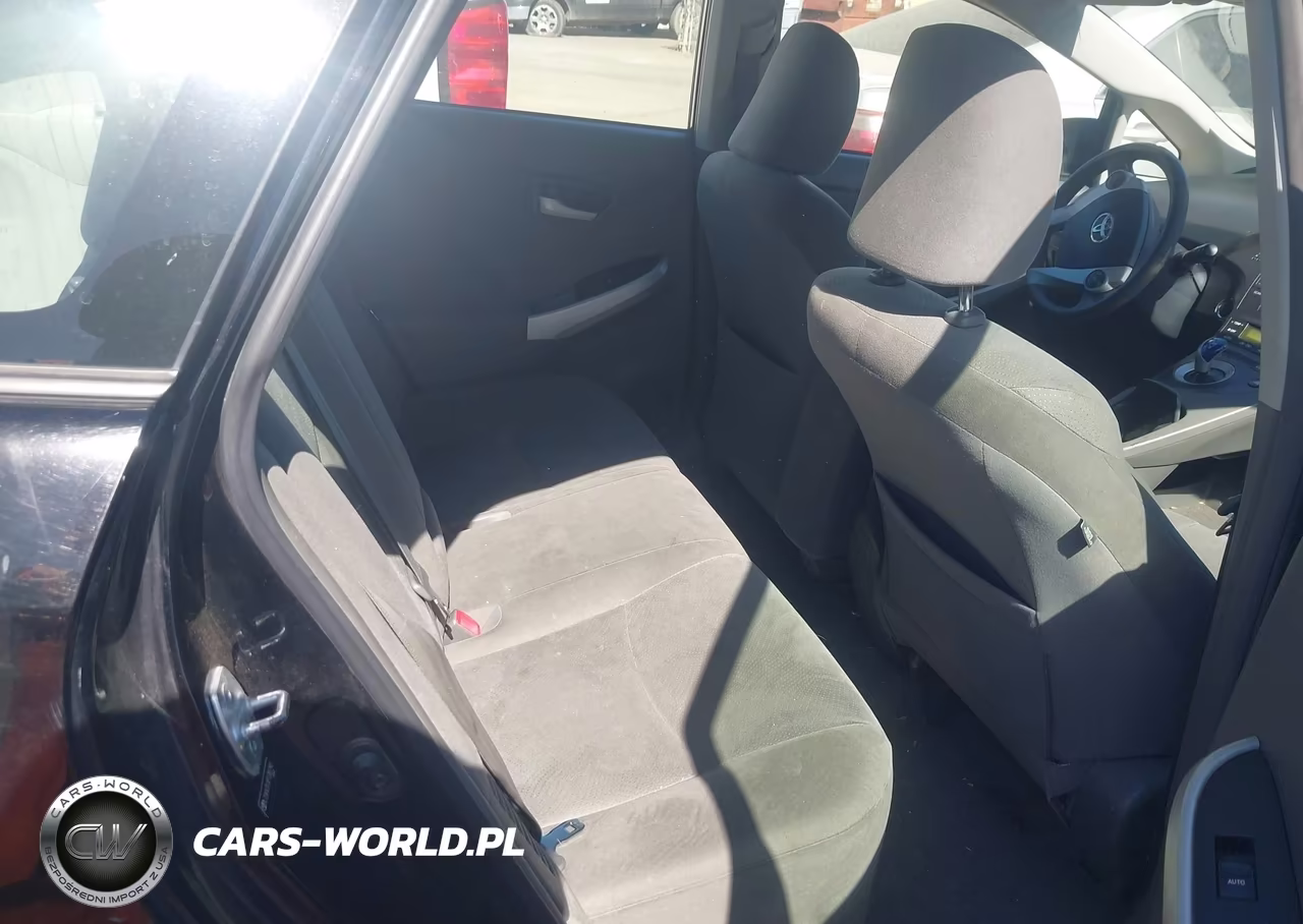 2011 Toyota Prius Two VIN:JTDKN3DU4B1380790 - 8