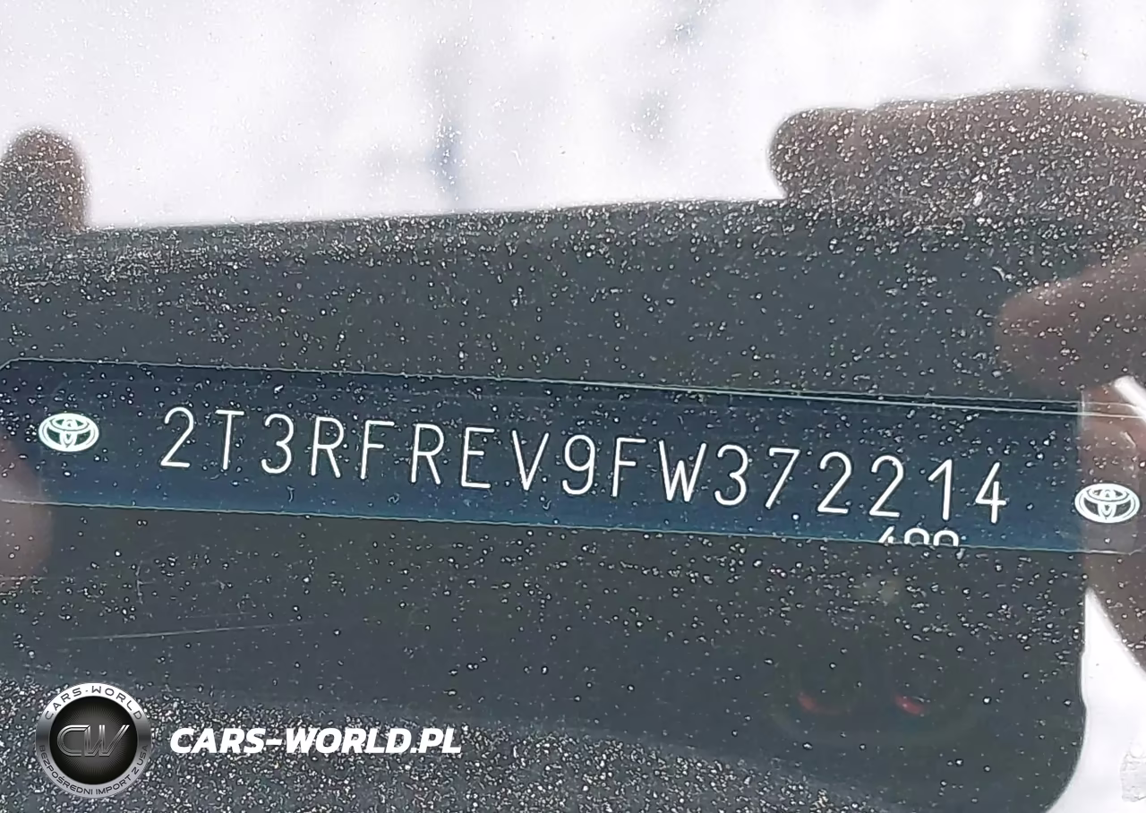 2015 Toyota Rav4 Xle VIN:2T3RFREV9FW372214 - 17