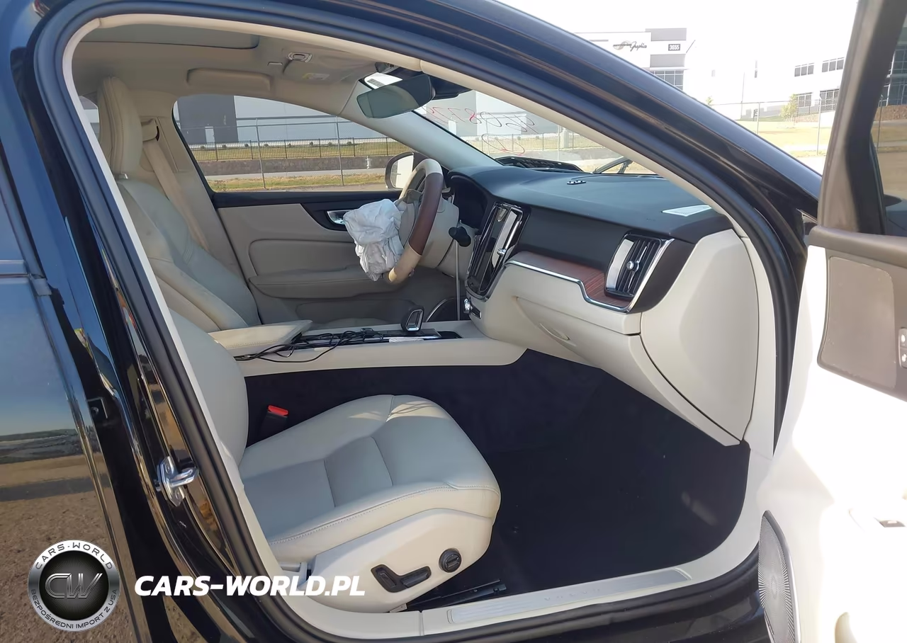 2022 Volvo S60 B5 Momentum VIN:7JRL12FZ2NG161218 - 5