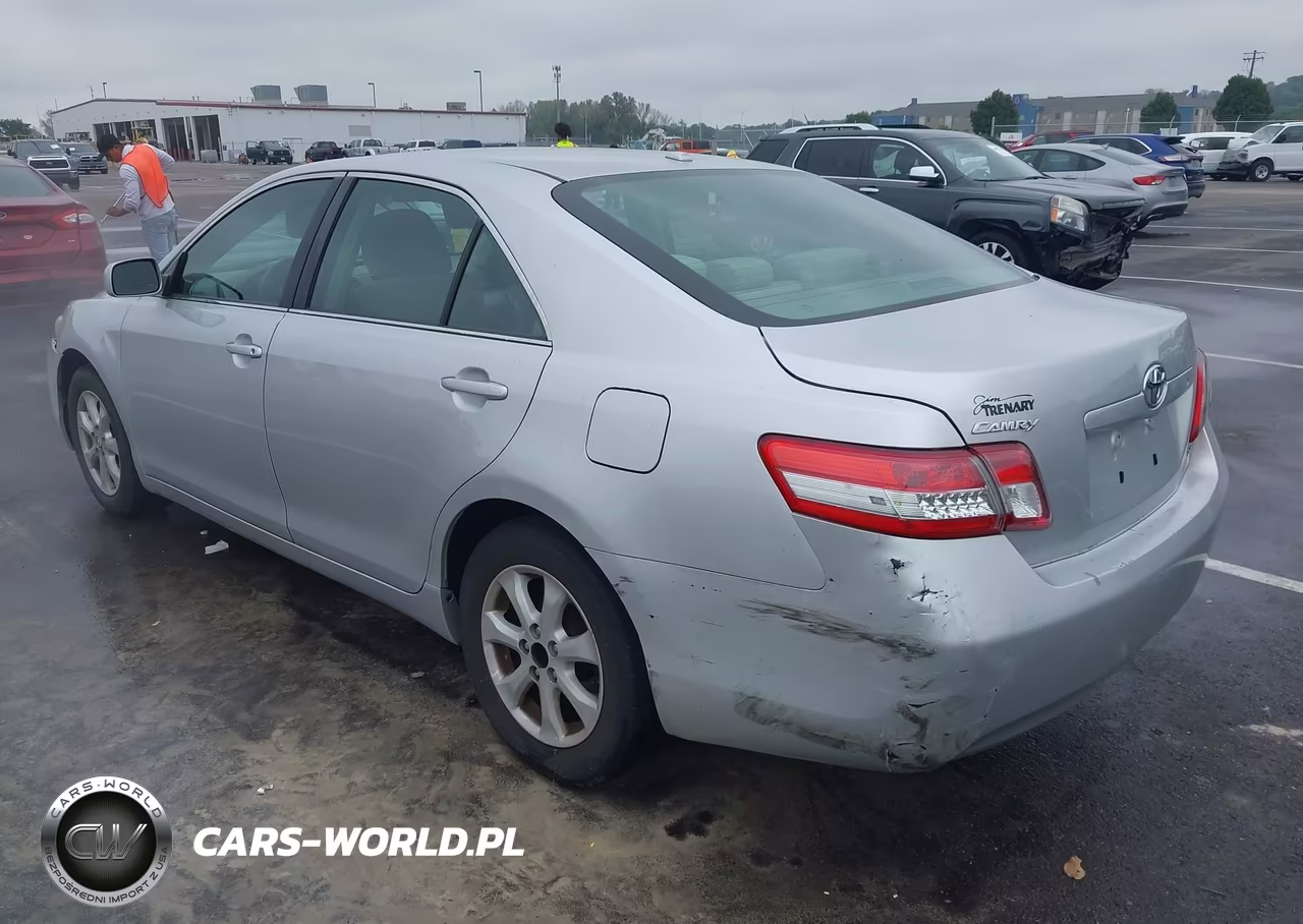 2011 Toyota Camry Le VIN:4T1BF3EK0BU177285 - 17